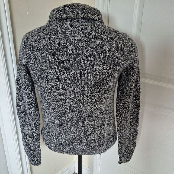 H&M L.O.G.G. Black and White Knit Sweater - Picture 5 of 16